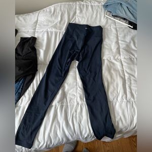 Lululemon align leggings. Navy blue. Size 6